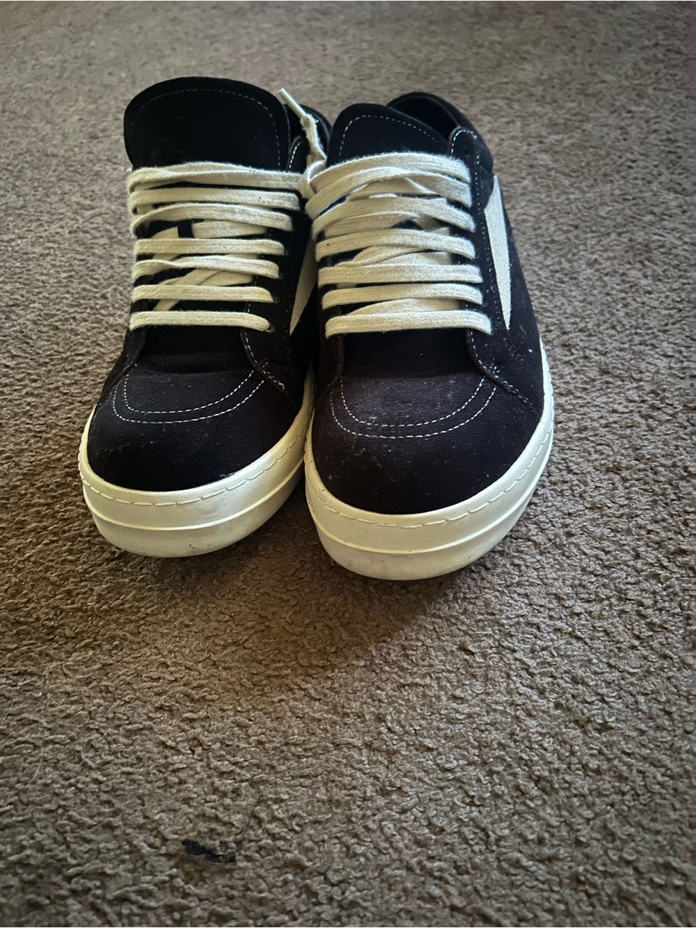 Men's Low-Top Suede Sneakers in Black and White